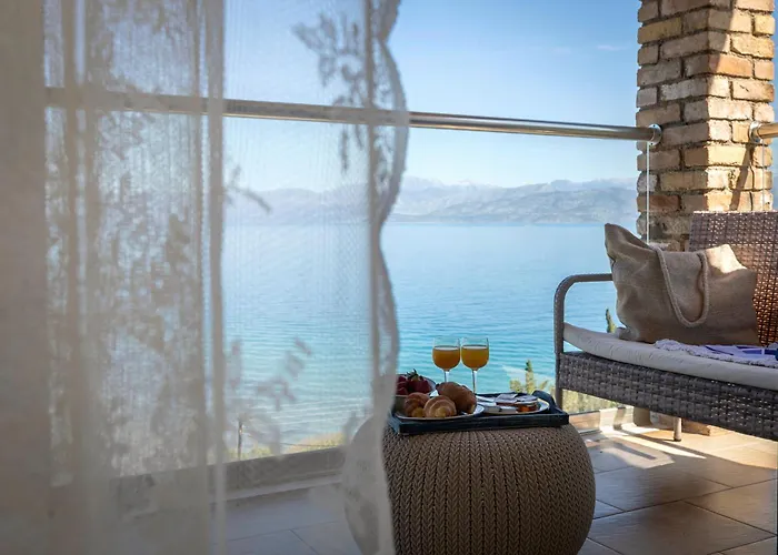 Alisachni 2nd Floor * Apraos